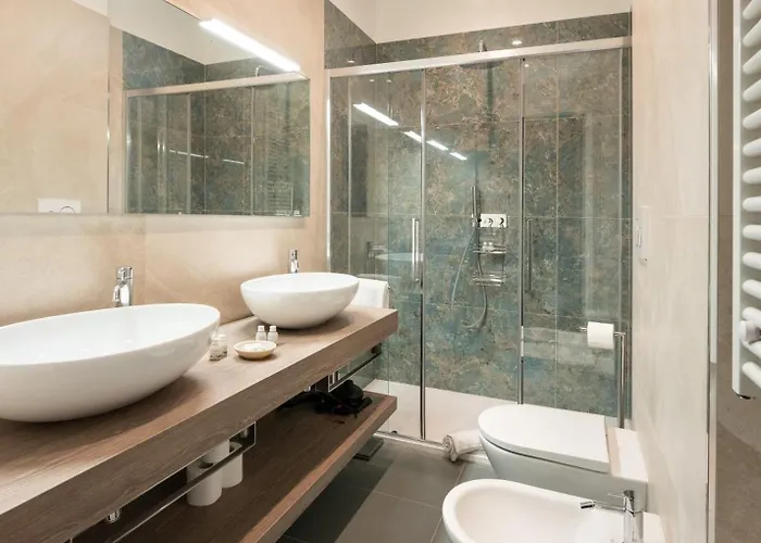 Keys Of Italy - Vigna 8 Blu- Newly Renovated Elegant 2 Bedr - Great Location In *