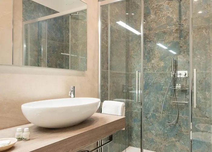 아파트 Keys Of Italy - Vigna 8 Blu- Newly Renovated Elegant 2 Bedr - Great Location In