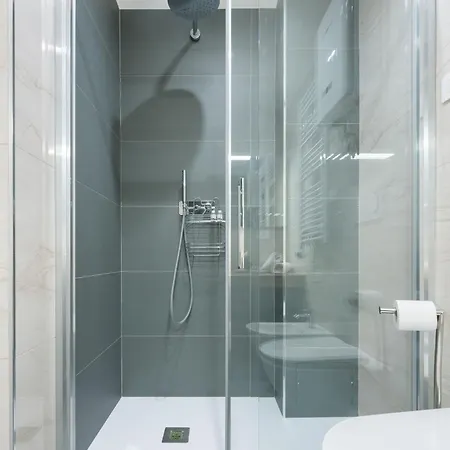 Keys Of Italy - Vigna 8 Blu- Newly Renovated Elegant 2 Bedr - Great Location In Apartamento Florencia